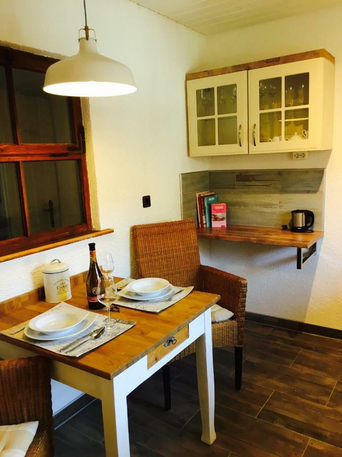 Gästehaus Sellemols Ferienwohnung Tabakbauer Heuchelheim-Klingen Exterior foto